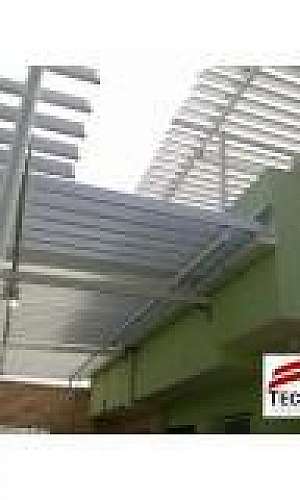 Coberturas abre e fecha em SP Coberturas abre e fecha em SP