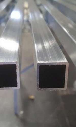 Tubo de Ferro Quadrado 100x100 Preço Tubo de Ferro Quadrado 100x100 Preço